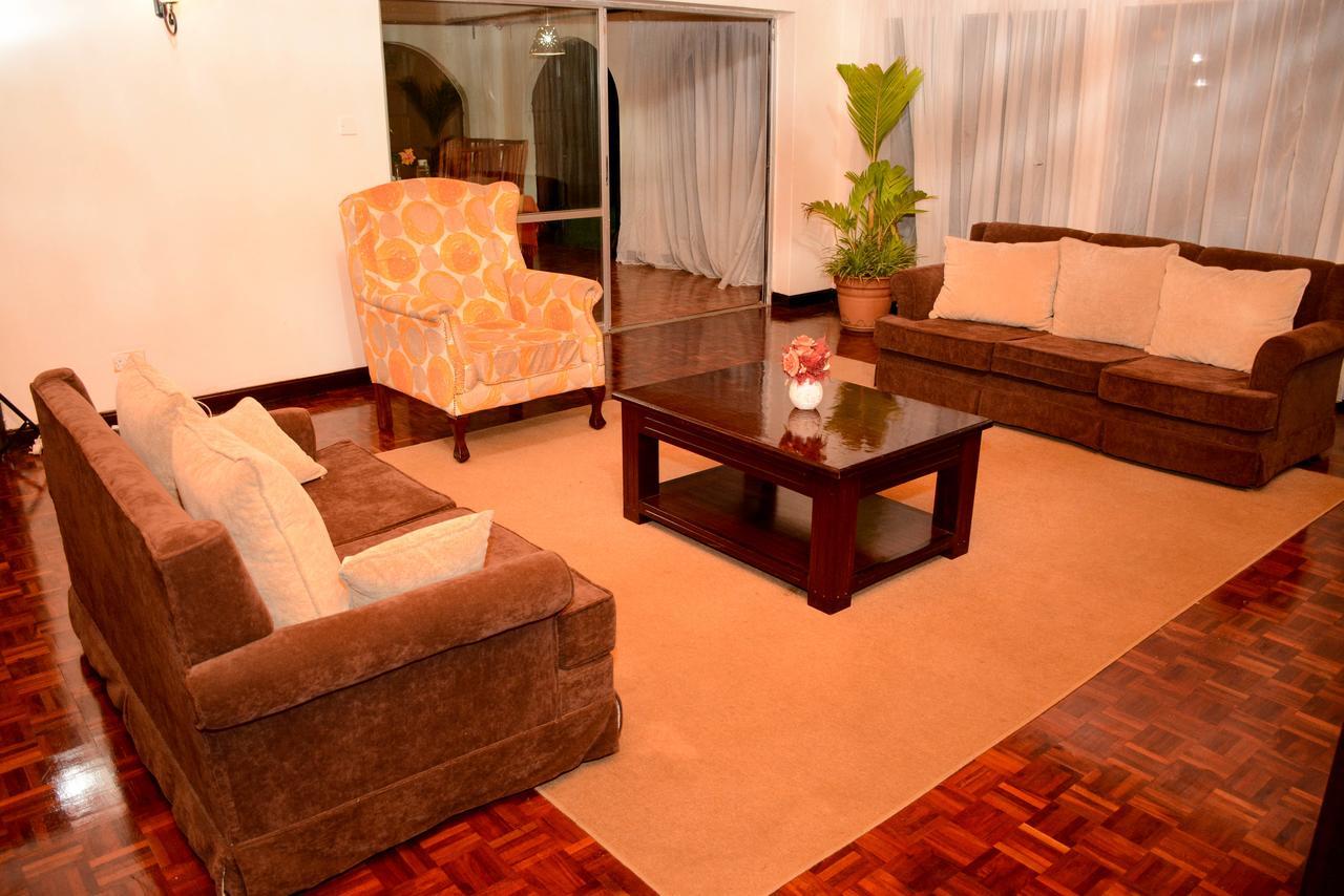 Magnolia Pine Bed & Breakfast Nairobi Esterno foto