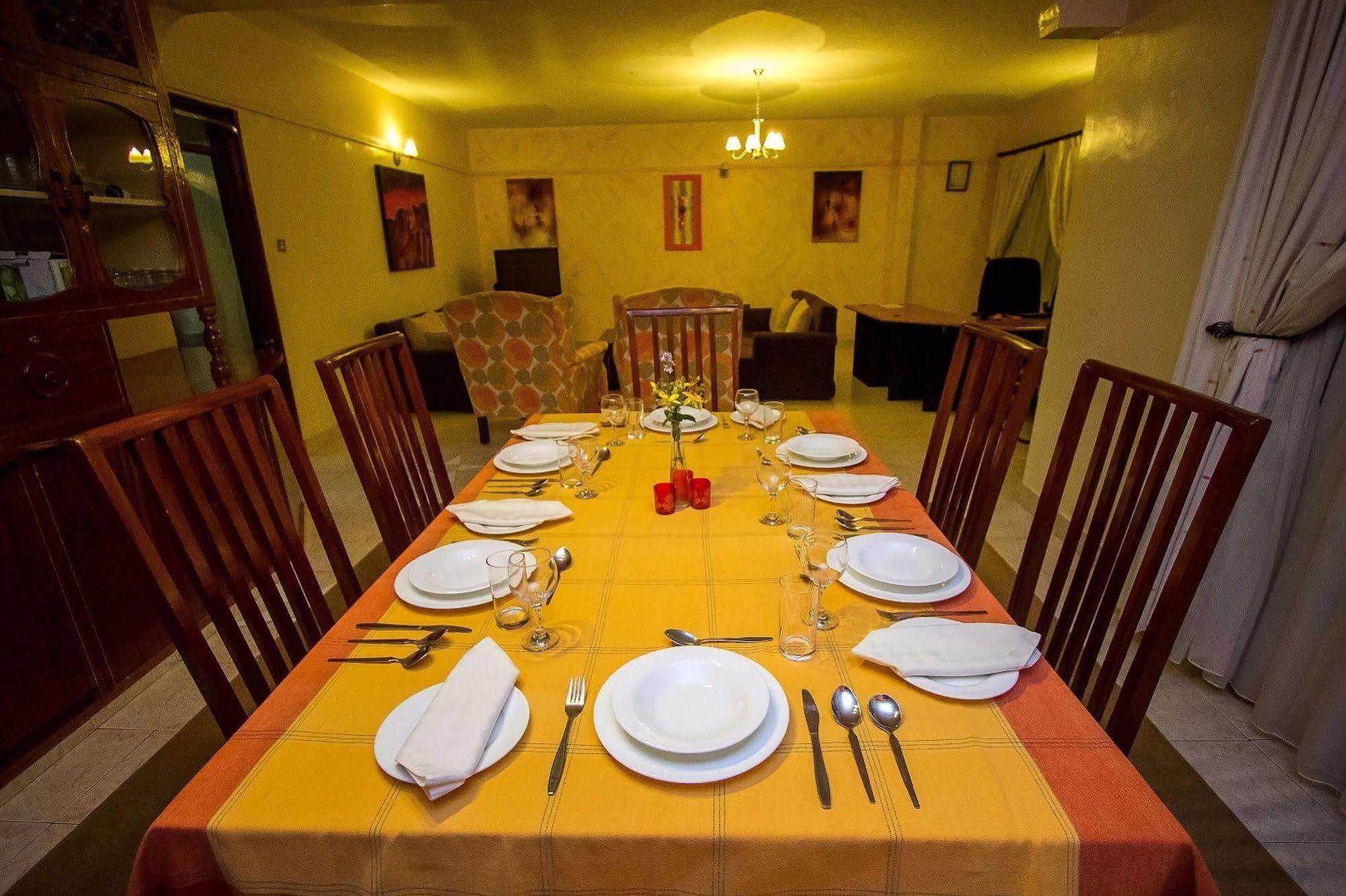 Magnolia Pine Bed & Breakfast Nairobi Esterno foto