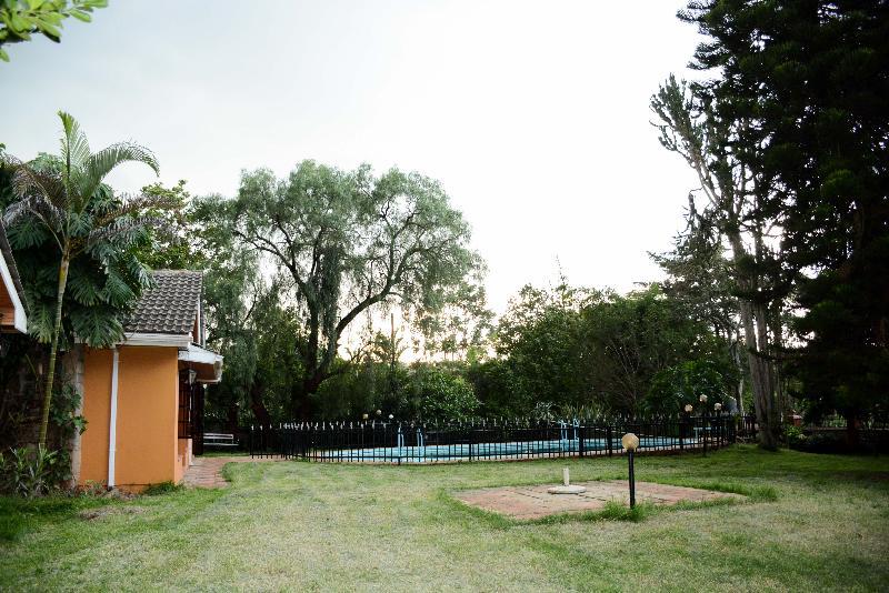Magnolia Pine Bed & Breakfast Nairobi Esterno foto