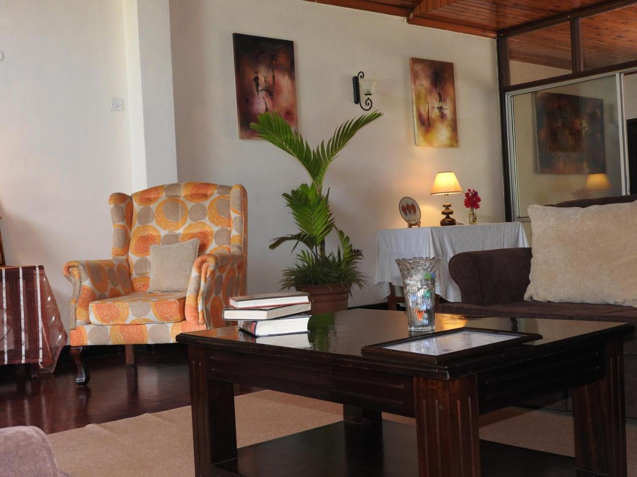 Magnolia Pine Bed & Breakfast Nairobi Esterno foto